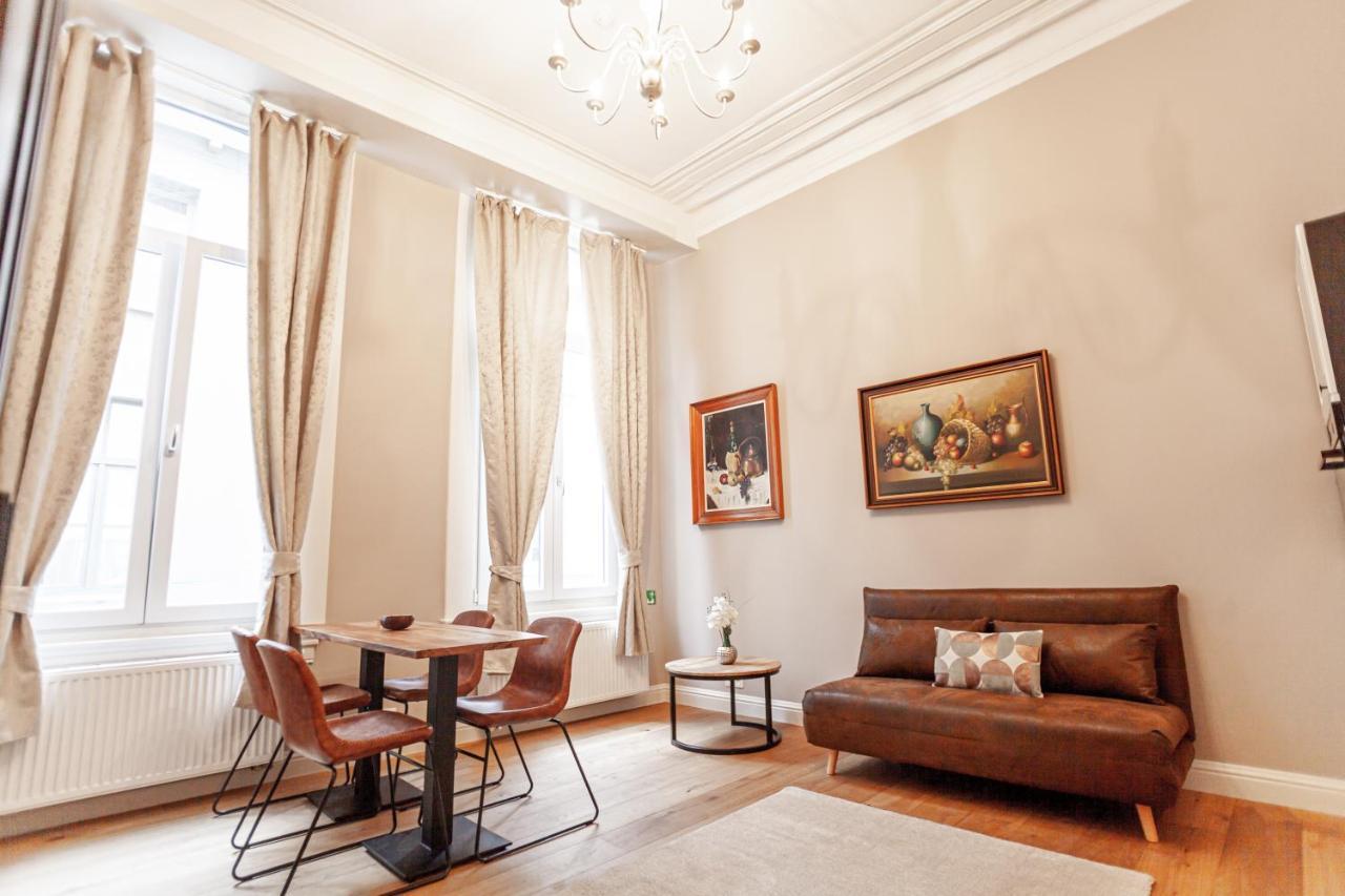 Luxury Suites Palace By Rikas Hotels Antwerpen Buitenkant foto