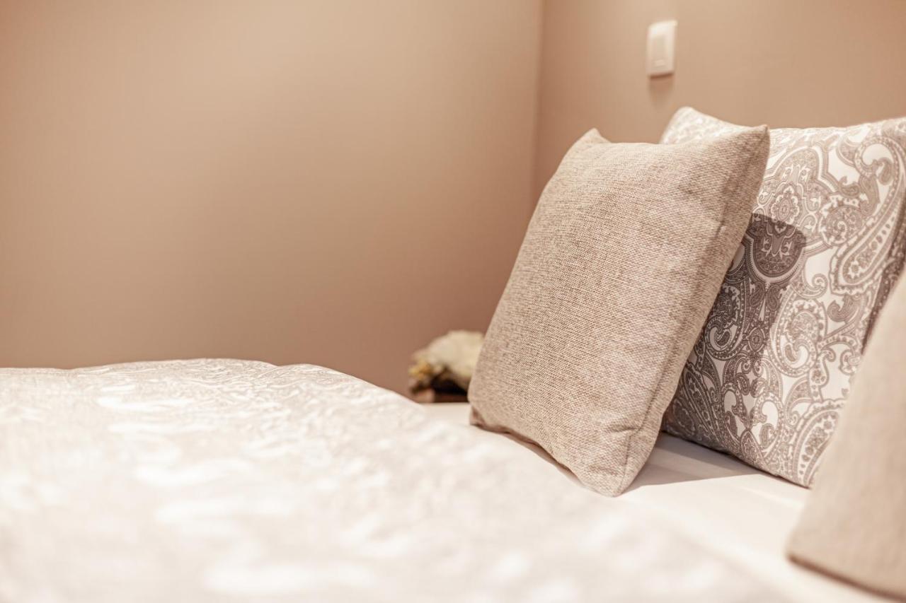 Luxury Suites Palace By Rikas Hotels Antwerpen Buitenkant foto